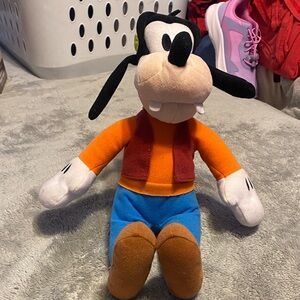 Kohl's  Plush Character Goofy
